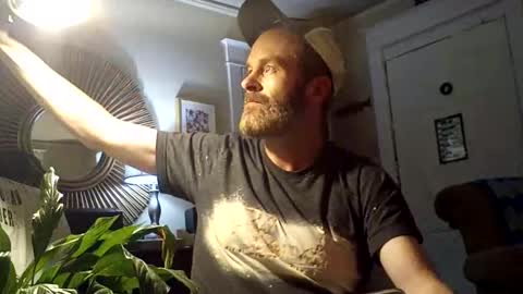 Snapshot of dareme917 chatting on 03-20-26, 03:44 dareme917 online show from 03-20-26, 03:44