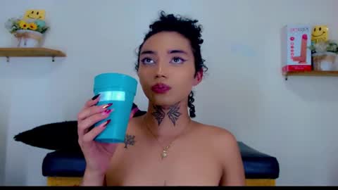 Snapshot of darianna_atehortua chatting on 03-06-26, 10:17 Dary online show from 03-06-26, 10:17