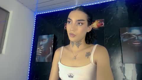 Snapshot of darianna_atehortua chatting on 06-03-26, 03:17 Dary online show from 06-03-26, 03:17