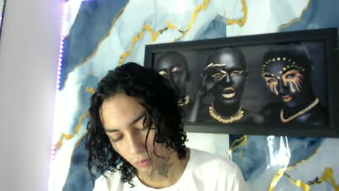 Snapshot of darianna_atehortua chatting on 06-27-26, 01:50 Dary online show from 06-27-26, 01:50