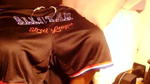 Snapshot of darichrichardson chatting on 02-15-26, 10:14 Betty and Robert Play time online show from 02-15-26, 10:14