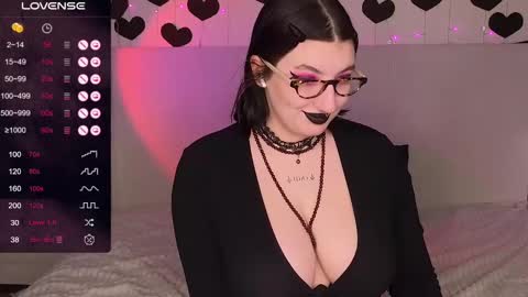 Snapshot of dario_doll_ chatting on 03-05-25, 04:24 Daria online show from 03-05-25, 04:24