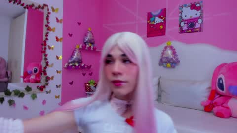 Snapshot of daripqueen chatting on 12-17-24, 01:38 DaripQueen online show from 12-17-24, 01:38