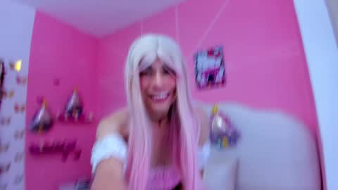 Snapshot of daripqueen chatting on 01-20-25, 02:25 DaripQueen online show from 01-20-25, 02:25