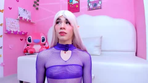 Snapshot of daripqueen chatting on 03-05-25, 03:29 DaripQueen online show from 03-05-25, 03:29