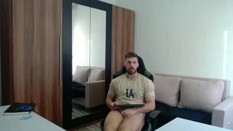 darius_94 online show from 03-20-26, 06:51