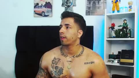 Snapshot of darius_phoenix chatting on 12-29-24, 02:42 Darius Phoenix online show from 12-29-24, 02:42