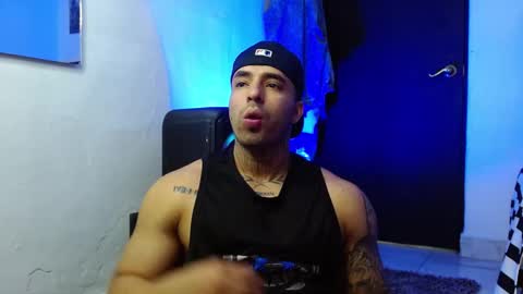 Snapshot of darius_phoenix chatting on 11-04-25, 07:57 Darius Phoenix online show from 11-04-25, 07:57