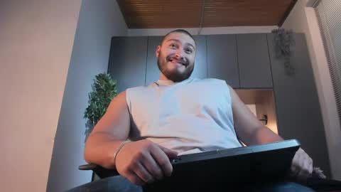 Darius online show from 04-23-26, 11:20