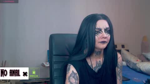 Snapshot of dark__elf chatting on 12-20-25, 10:39 Anessa online show from 12-20-25, 10:39