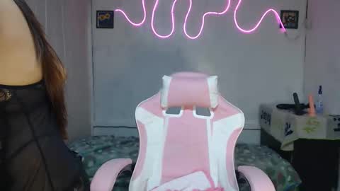 dark_angel143 online show from 09-30-25, 11:04