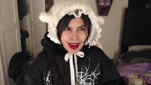 Moony online show from 12-11-24, 04:18