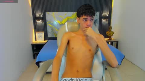 Snapshot of dark_desiree18 chatting on 01-11-26, 12:54 DARCK online show from 01-11-26, 12:54