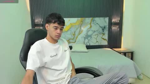 Snapshot of dark_desiree18 chatting on 02-04-26, 12:00 DARCK online show from 02-04-26, 12:00