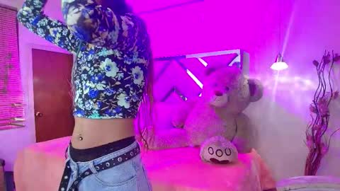 dark_dominika online show from 12-20-25, 12:56