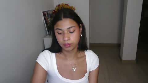 Snapshot of dark_enchantress_ chatting on 01-16-25, 02:41 Sofia online show from 01-16-25, 02:41