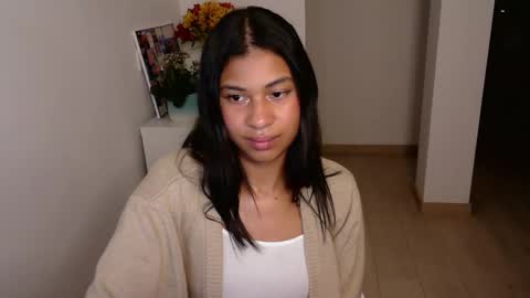 Snapshot of dark_enchantress_ chatting on 01-18-25, 04:48 Sofia online show from 01-18-25, 04:48