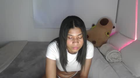 Snapshot of dark_enchantress_ chatting on 02-27-25, 03:58 Sofia online show from 02-27-25, 03:58