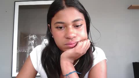 Snapshot of dark_enchantress_ chatting on 01-14-26, 04:01 Sofia online show from 01-14-26, 04:01