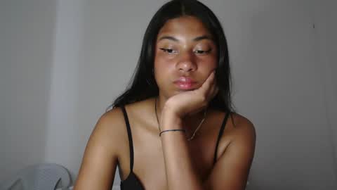 Snapshot of dark_enchantress_ chatting on 02-15-26, 04:25 Sofia online show from 02-15-26, 04:25