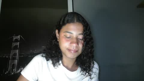Snapshot of dark_enchantress_ chatting on 08-04-26, 01:42 Sofia online show from 08-04-26, 01:42