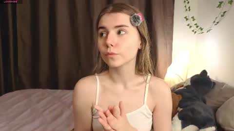 Ester online show from 07-01-26, 03:12