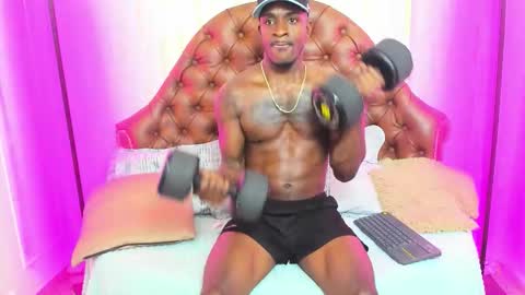 dark_king01 online show from 02-06-26, 06:00