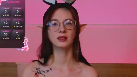 Snapshot of dark_lola_ chatting on 02-11-25, 10:26 Lola online show from 02-11-25, 10:26