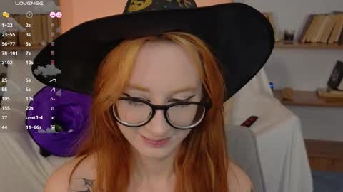 Snapshot of dark_lola_ chatting on 11-27-25, 02:46 Lola online show from 11-27-25, 02:46