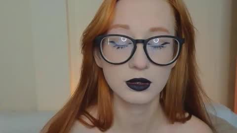 Snapshot of dark_lola_ chatting on 01-13-26, 01:55 Lola online show from 01-13-26, 01:55
