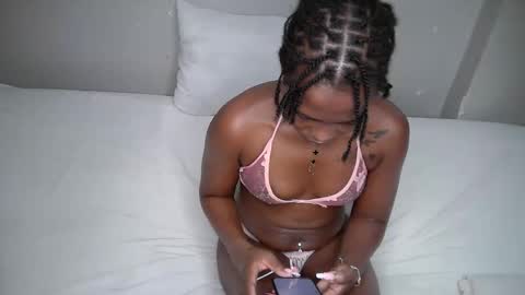 Snapshot of dark_lovly chatting on 11-10-25, 07:40 dark_lovly online show from 11-10-25, 07:40