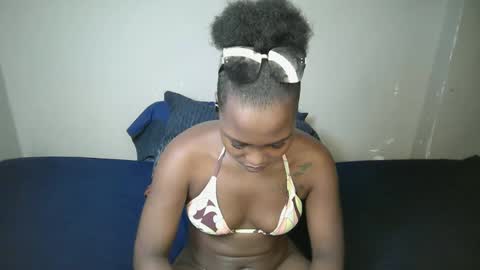 Snapshot of dark_lovly chatting on 02-19-26, 05:09 dark_lovly online show from 02-19-26, 05:09