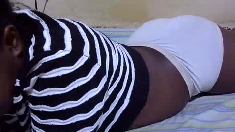 dark_princess1 online show from 09-17-25, 06:53