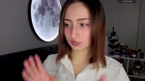 Emily online show from 01-16-26, 07:23