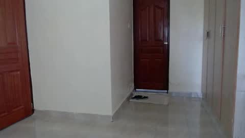 dark_qween online show from 12-05-25, 11:30