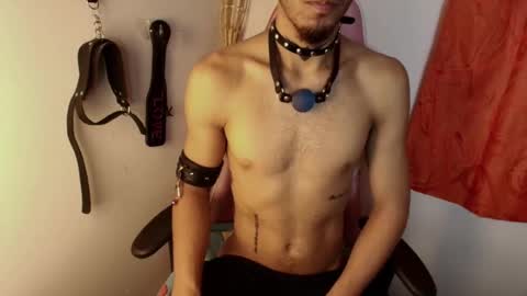 Snapshot of dark_rosse1 chatting on 02-08-26, 11:02 rosse online show from 02-08-26, 11:02