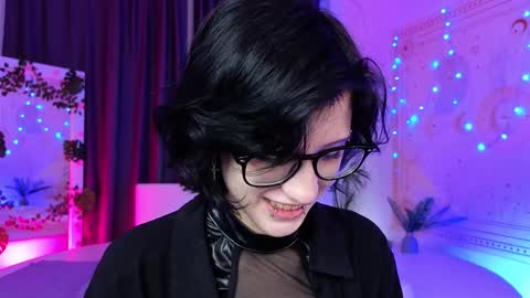 Snapshot of dark_vamp_ chatting on 12-22-24, 09:09 Vamp online show from 12-22-24, 09:09