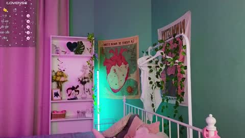 Snapshot of dark_vamp_ chatting on 02-06-25, 01:16 Vamp online show from 02-06-25, 01:16