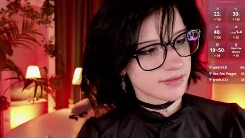 Snapshot of dark_vamp_ chatting on 02-07-25, 12:42 Vamp online show from 02-07-25, 12:42