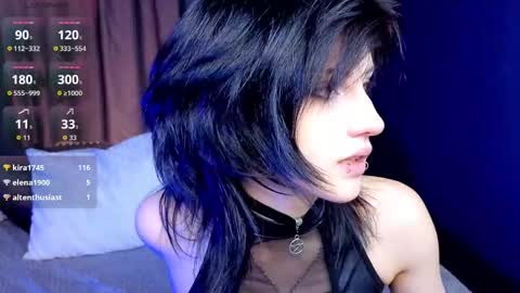 Snapshot of dark_vamp_ chatting on 09-24-25, 04:43 Vamp online show from 09-24-25, 04:43