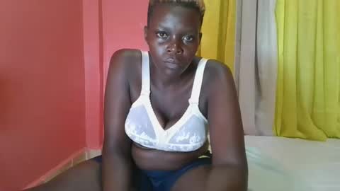 Snapshot of darkberry24 chatting on 02-25-25, 01:39 MELDA online show from 02-25-25, 01:39