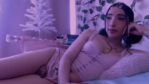 Snapshot of darkcandy666 chatting on 11-17-25, 05:19 Candy online show from 11-17-25, 05:19