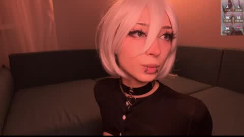 Snapshot of darkfirenight chatting on 05-18-26, 11:21 Yuu online show from 05-18-26, 11:21