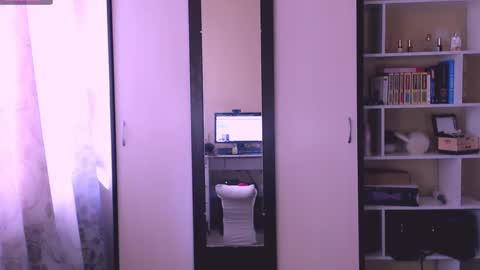 Snapshot of darklovebby chatting on 03-03-25, 09:33 Lana Jack and Tom online show from 03-03-25, 09:33