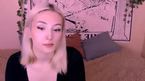 Snapshot of darklovebby chatting on 03-12-25, 09:34 Lana Jack and Tom online show from 03-12-25, 09:34