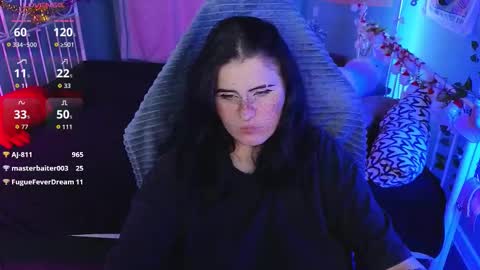 Snapshot of darksh1ne chatting on 12-19-25, 06:31 Shine online show from 12-19-25, 06:31