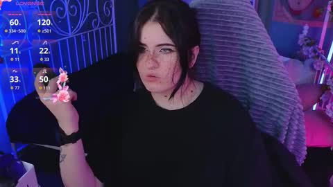 Snapshot of darksh1ne chatting on 01-16-26, 08:35 Shine online show from 01-16-26, 08:35