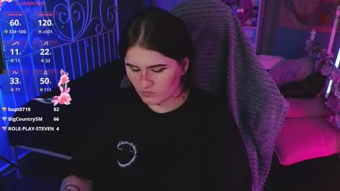 Snapshot of darksh1ne chatting on 01-17-26, 09:18 Shine online show from 01-17-26, 09:18