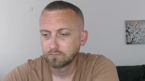 Snapshot of darksiderr13 chatting on 04-08-26, 04:45 Tony online show from 04-08-26, 04:45