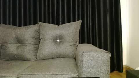 Snapshot of darktanqueen chatting on 11-24-25, 03:28 darktanqueen online show from 11-24-25, 03:28